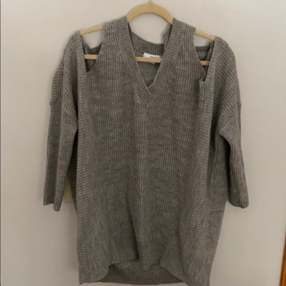 Ro&De cold shoulder sweater